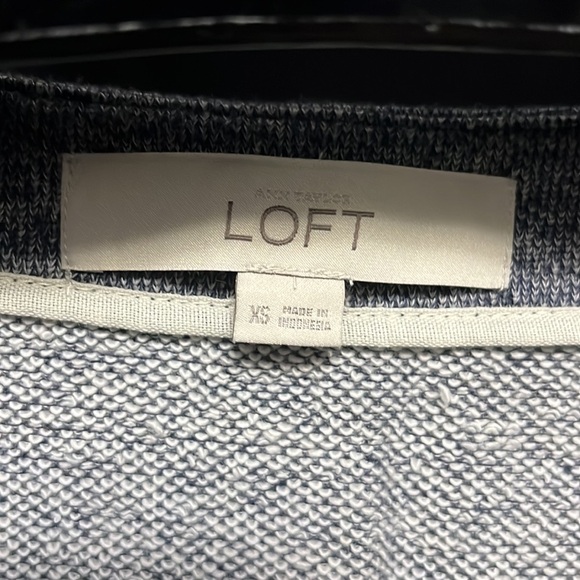 Loft- navy blue and white long length shirt with crewneck and zippers on… - Picture 4 of 6